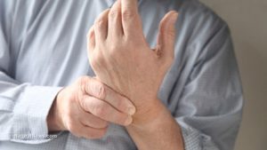 man-wrist-join-pain-arthritis