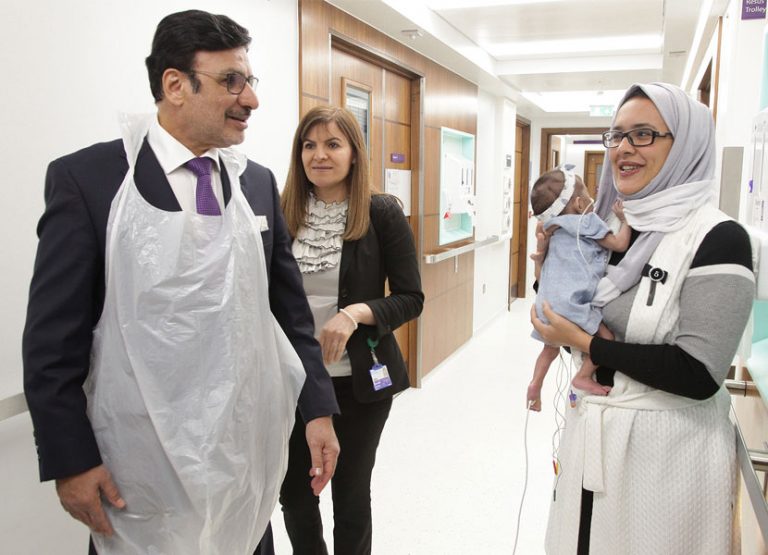 UAE Ambassador visits Great Ormond Street Hospital in London