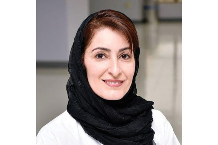الدكتورة-حنان-الشيخ،-رئيسة-قسم-صحة-الم
